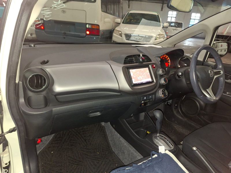  31162  HONDA FIT  2011  