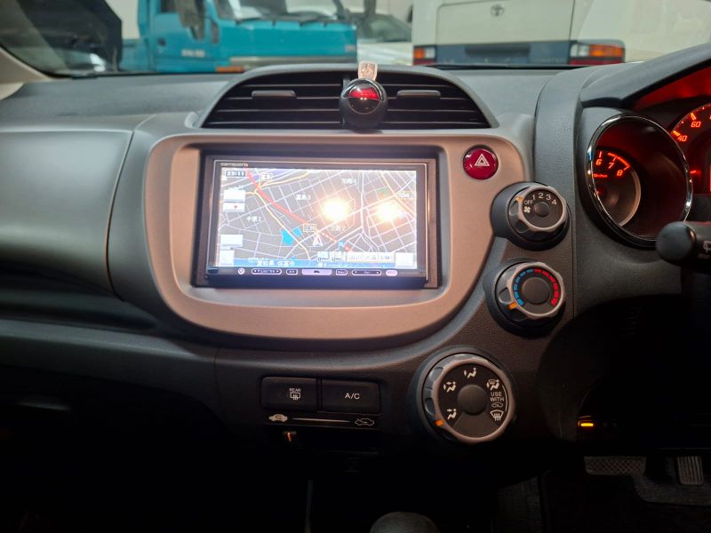  31162  HONDA FIT  2011  