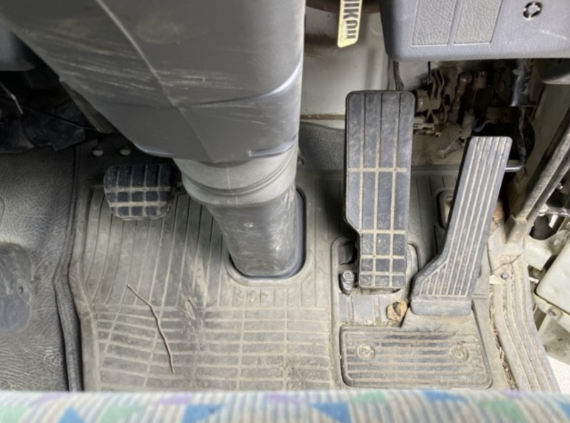  31166  HINO RANGER DUMP  2001  