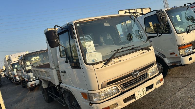  31166  HINO RANGER DUMP  2001  