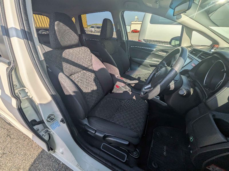 31169  HONDA FIT  2017  