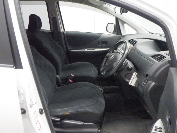  31175  TOYOTA RACTIS  2006  