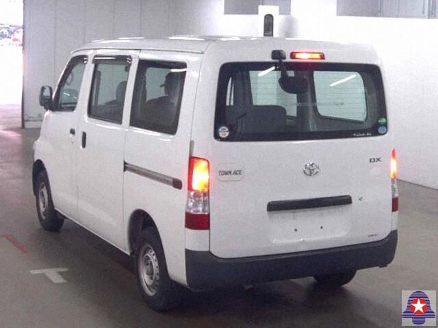  31180  TOYOTA TOWNACE  2018  
