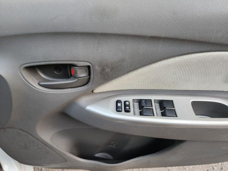  31186  TOYOTA BELTA  2009  