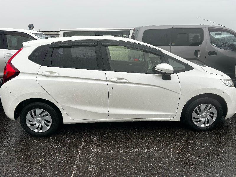  31188  HONDA FIT  2017  