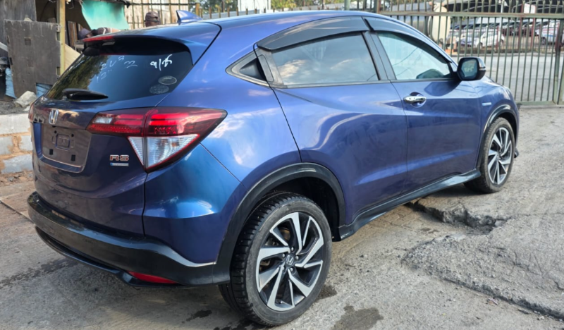 31189  HONDA VEZEL  2017  
