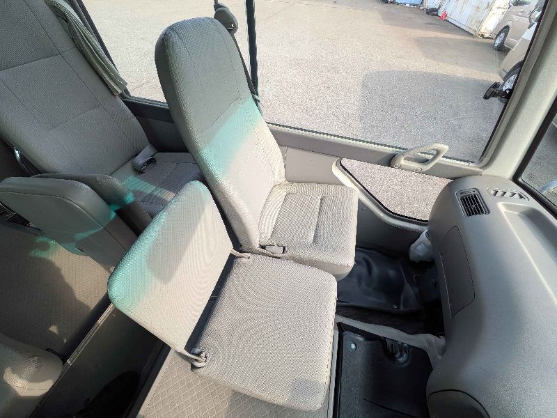  31192  TOYOTA COASTER  2006  