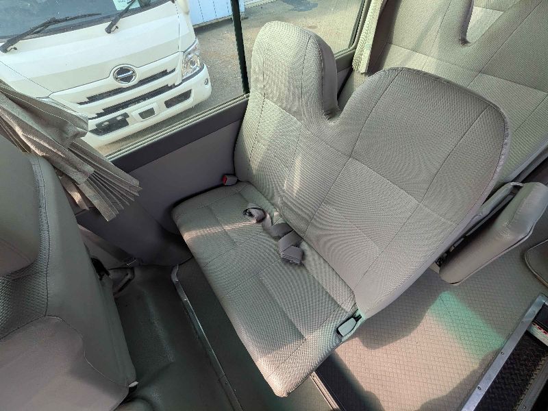  31192  TOYOTA COASTER  2006  