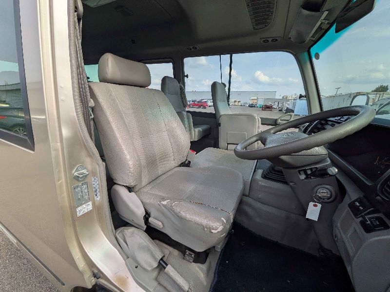  31192  TOYOTA COASTER  2006  