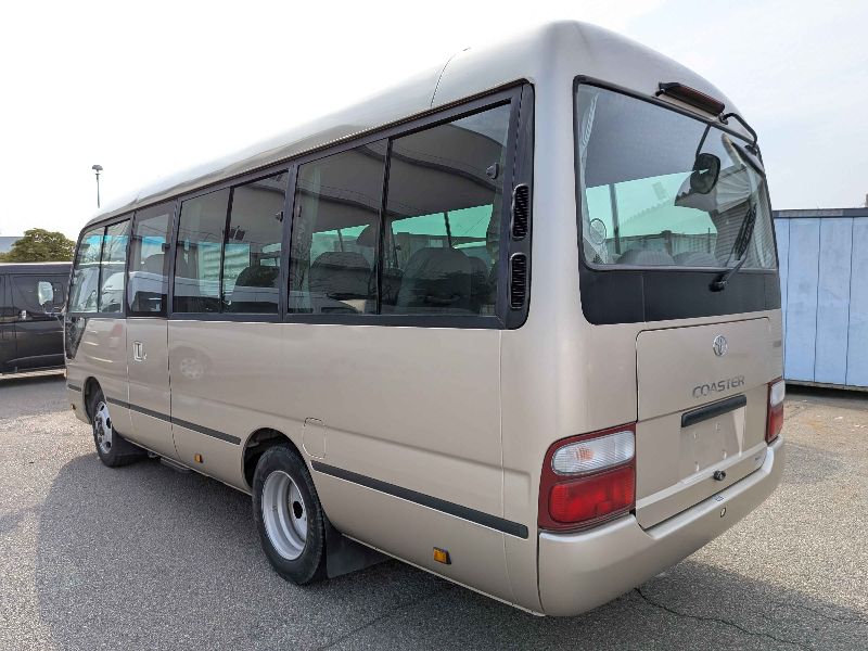  31192  TOYOTA COASTER  2006  