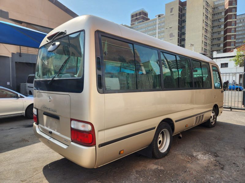  31192  TOYOTA COASTER  2006  