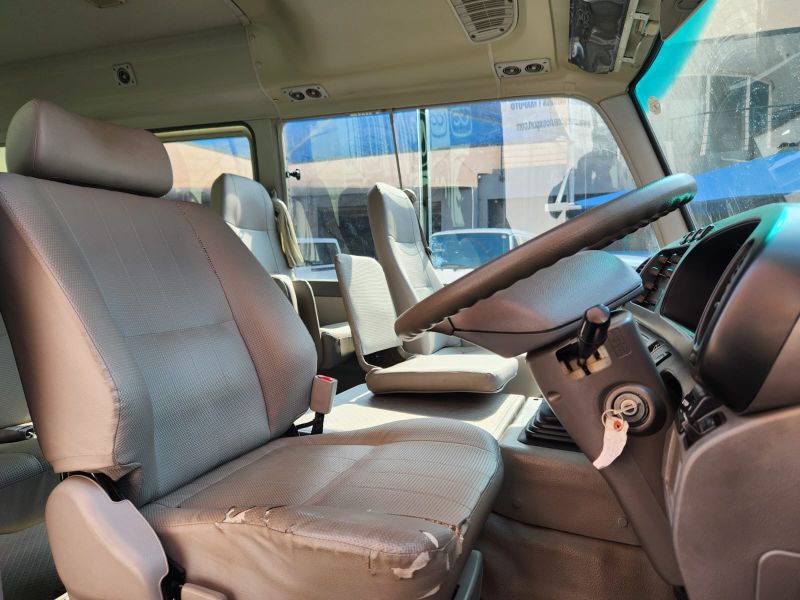  31192  TOYOTA COASTER  2006  