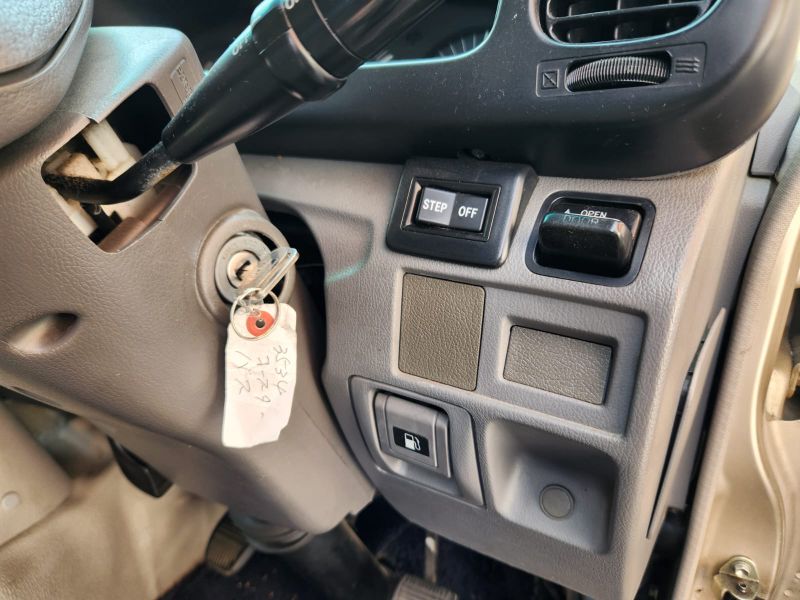 31192  TOYOTA COASTER  2006  
