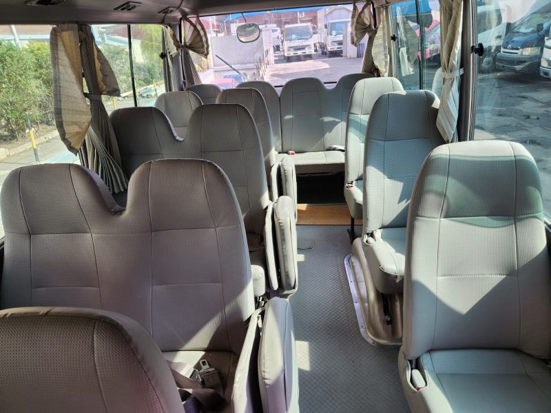  31192  TOYOTA COASTER  2006  