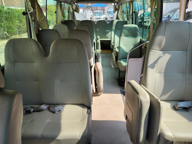  31192  TOYOTA COASTER  2006  