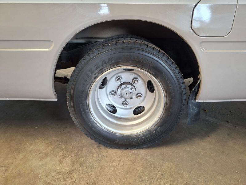  31205  TOYOTA COASTER  1999  