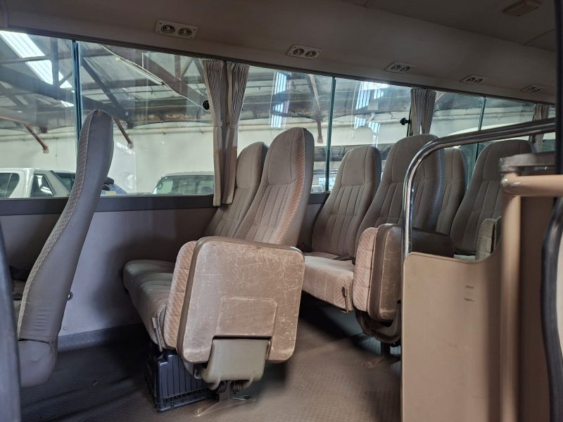  31205  TOYOTA COASTER  1999  