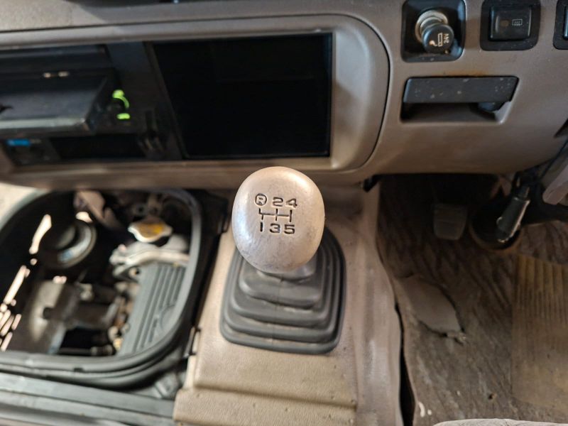  31205  TOYOTA COASTER  1999  