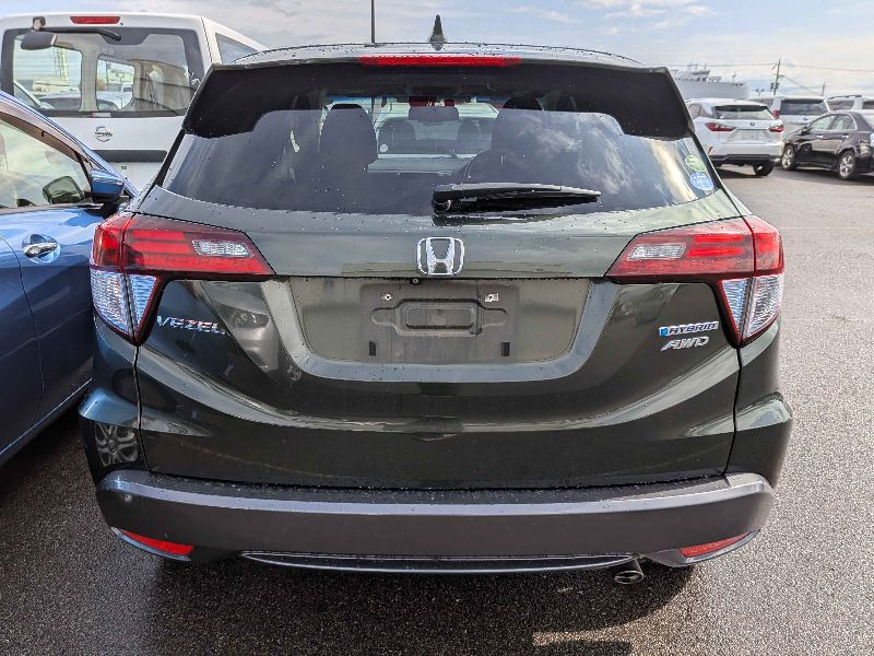  31207  HONDA VEZEL  2017  