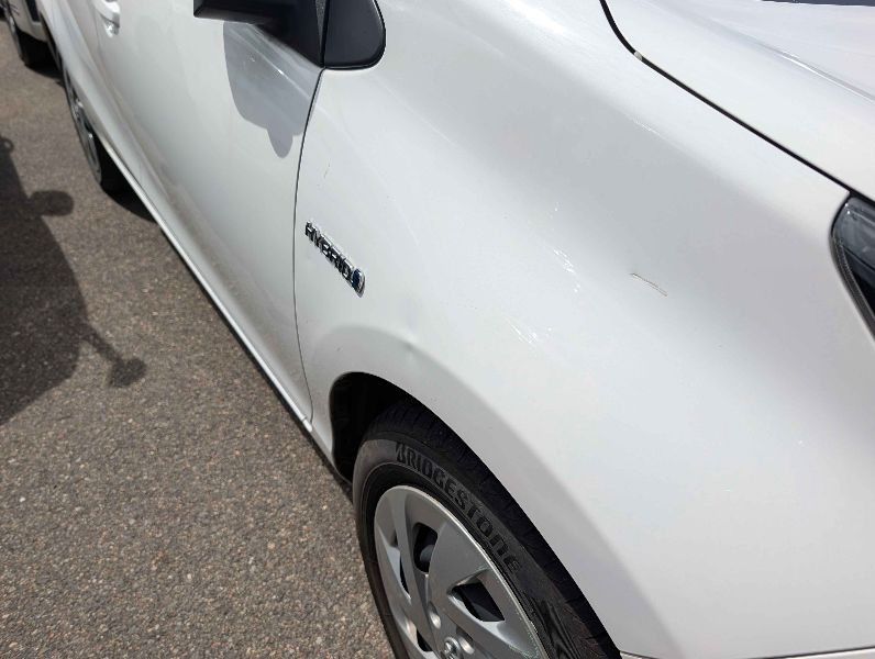  31208  TOYOTA AQUA  2018  