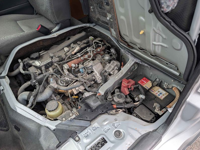  31209  TOYOTA HIACE  2017  