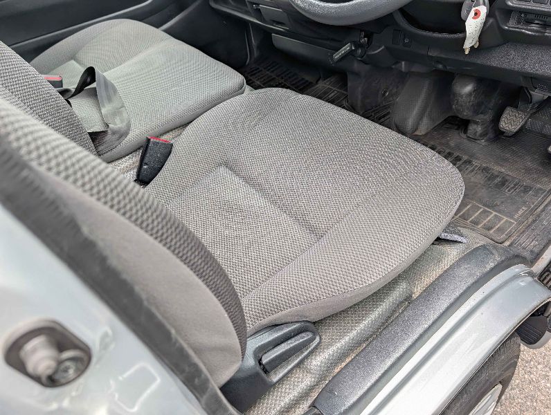  31209  TOYOTA HIACE  2017  