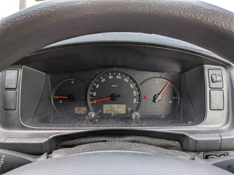  31211  TOYOTA HIACE  2017  