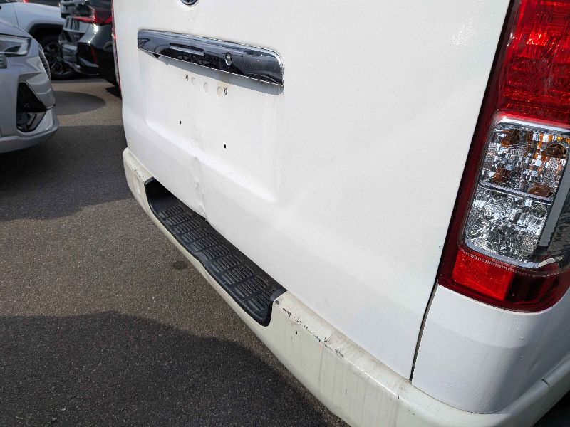  31211  TOYOTA HIACE  2017  