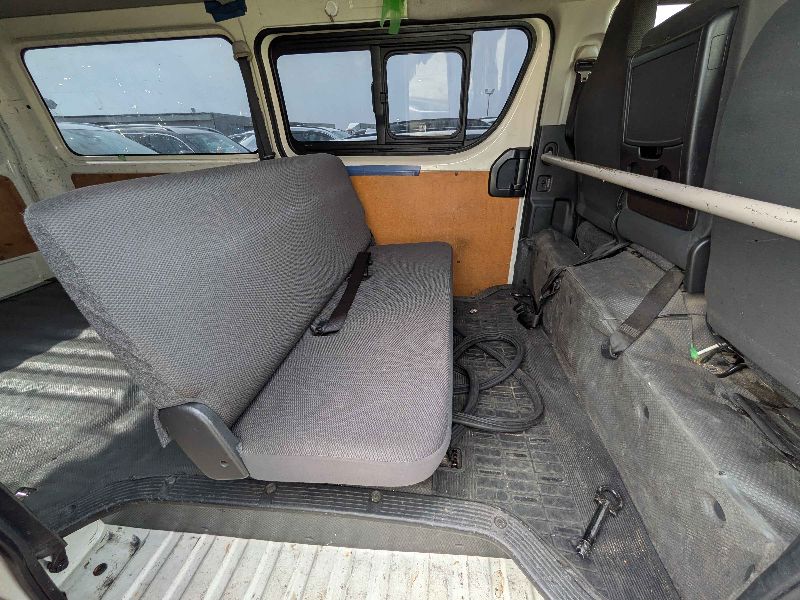  31211  TOYOTA HIACE  2017  