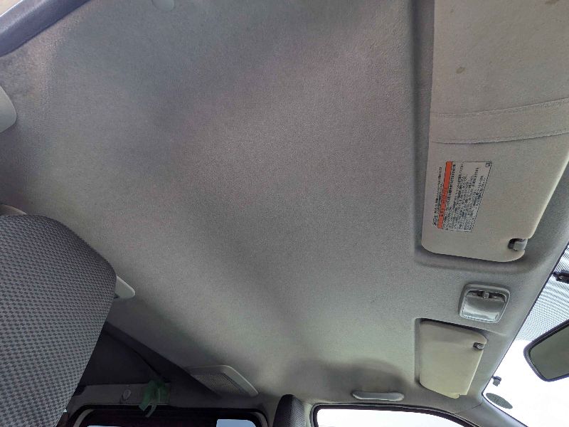  31211  TOYOTA HIACE  2017  