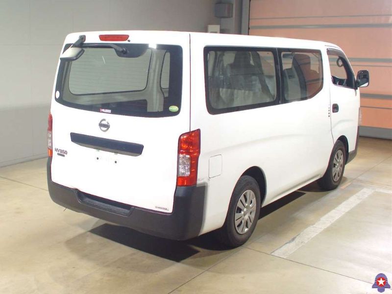  31212  NISSAN CARAVAN  2018  