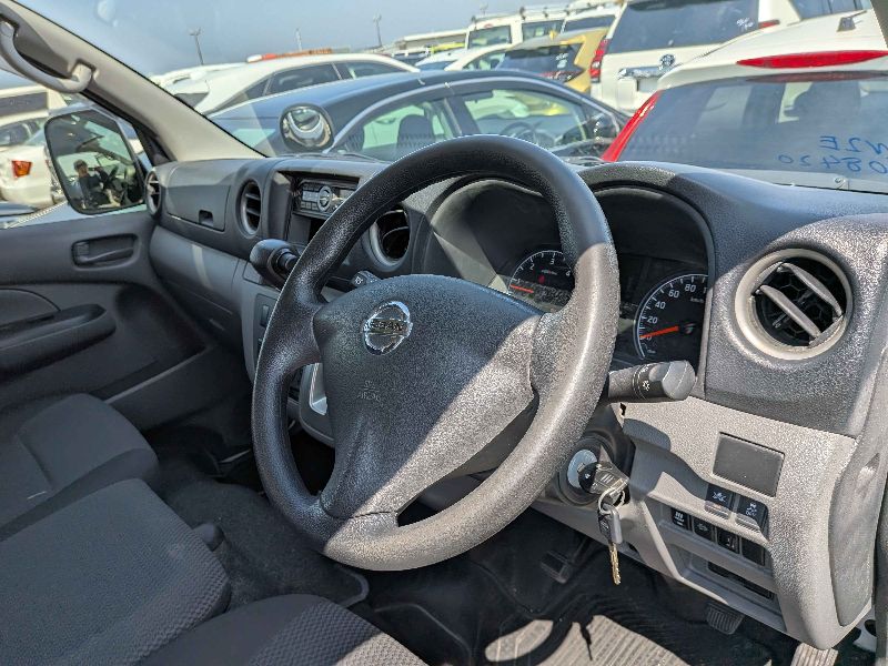  31212  NISSAN CARAVAN  2018  