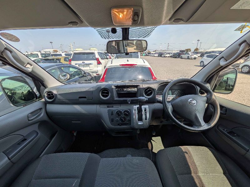  31212  NISSAN CARAVAN  2018  