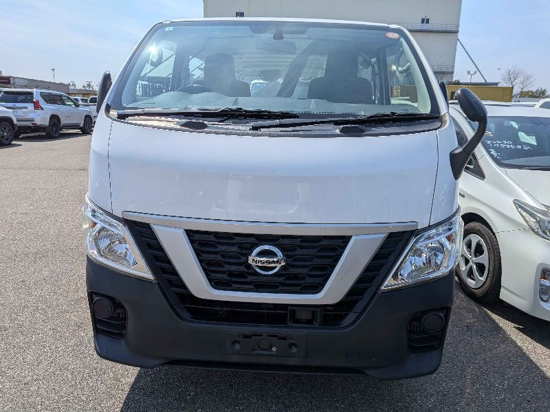  31212  NISSAN CARAVAN  2018  