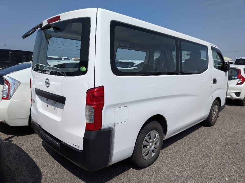  31212  NISSAN CARAVAN  2018  