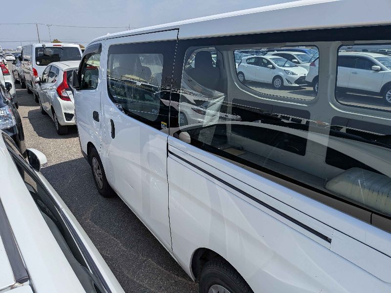  31212  NISSAN CARAVAN  2018  