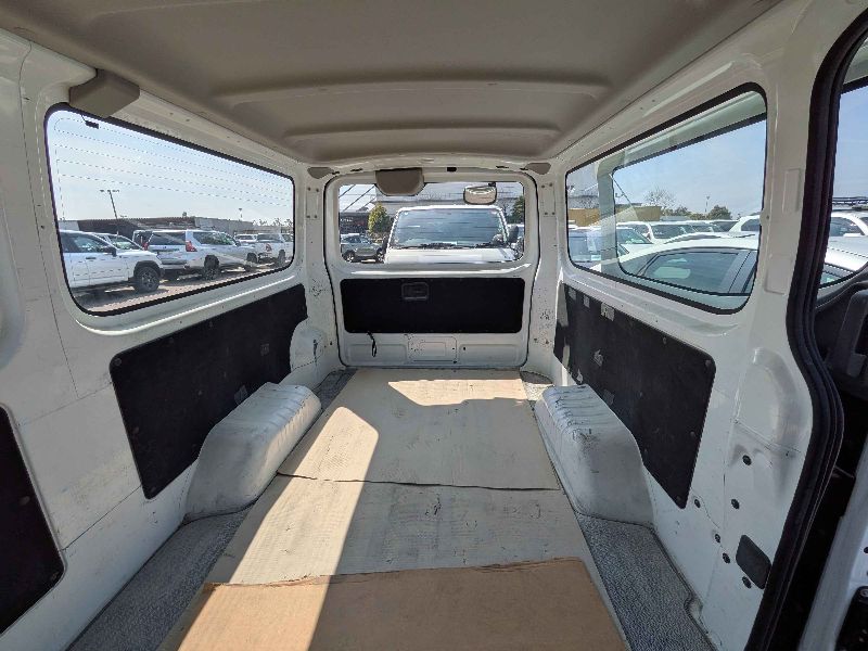  31212  NISSAN CARAVAN  2018  