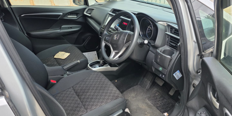  31228  HONDA FIT  2016  