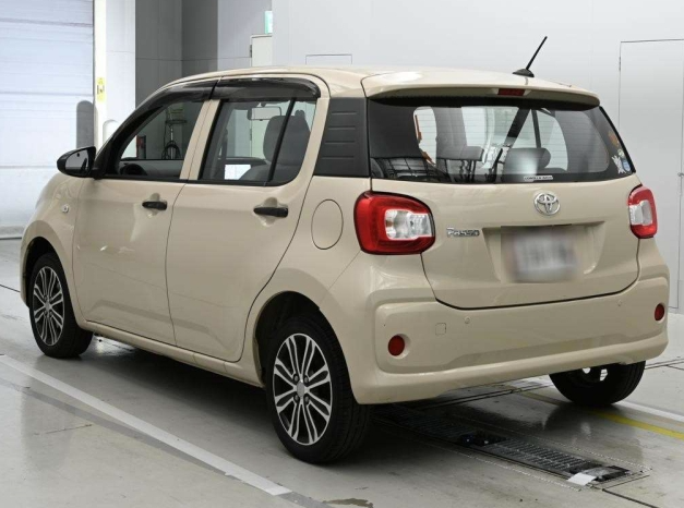 31229  TOYOTA PASSO  2017  