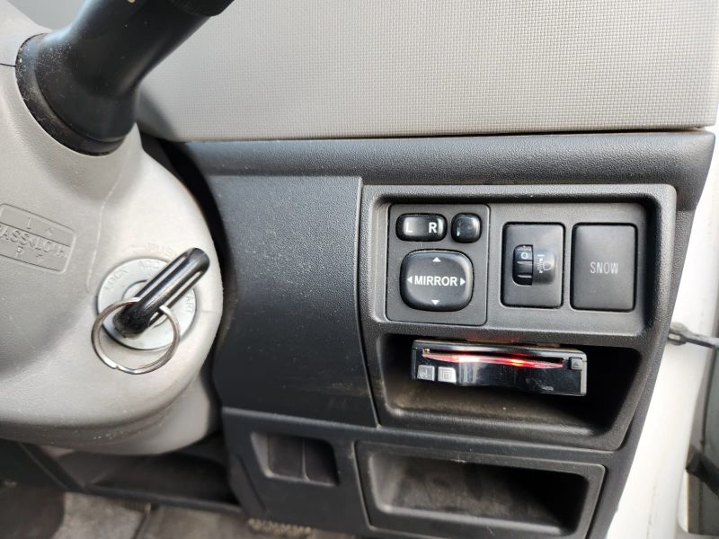  31234  TOYOTA SIENTA  2007  