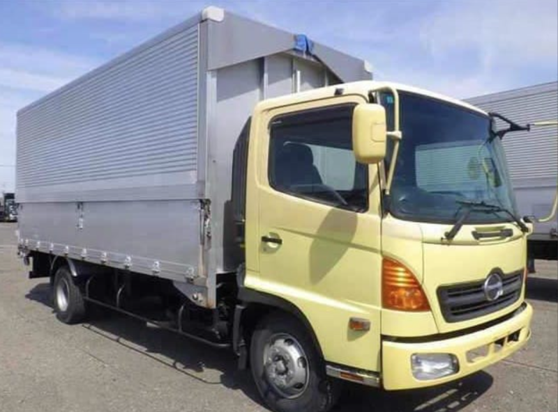  31238  HINO RANGER  2004 