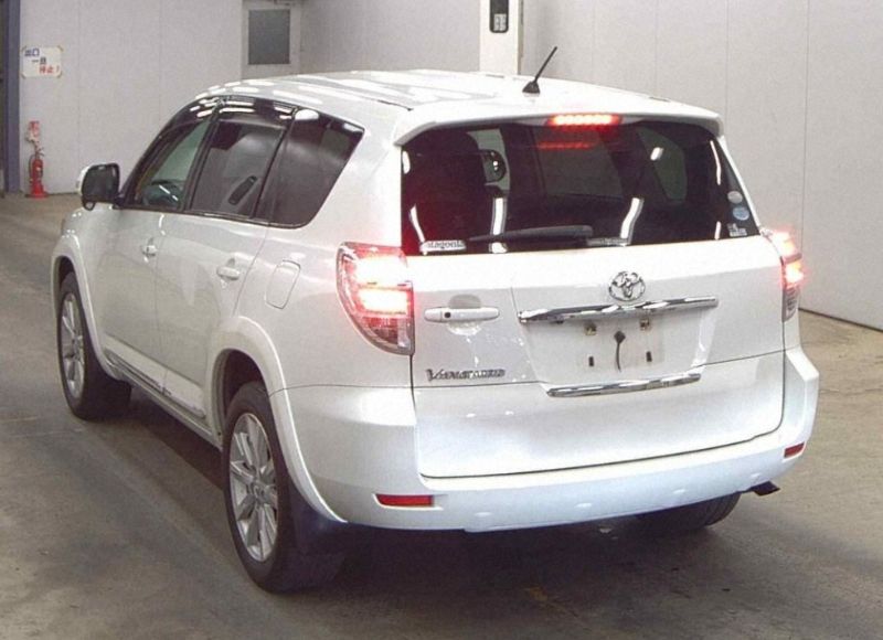  31241  TOYOTA VANGUARD  2011  
