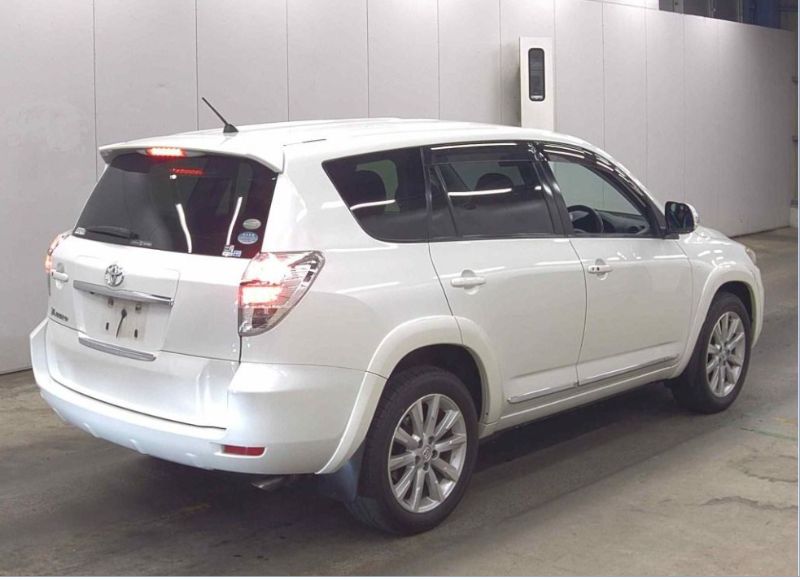  31241  TOYOTA VANGUARD  2011  
