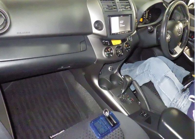  31241  TOYOTA VANGUARD  2011  