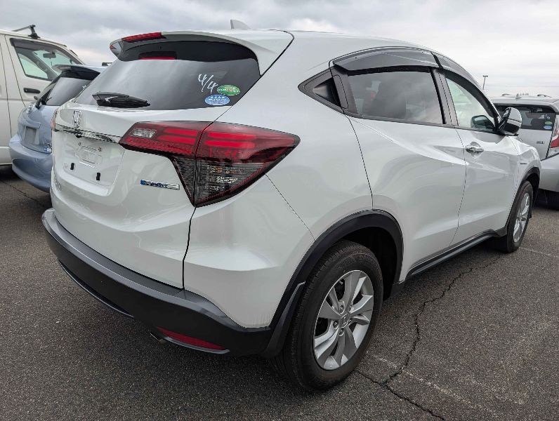  31243  HONDA VEZEL  2018  