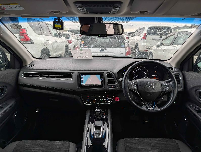  31243  HONDA VEZEL  2018  