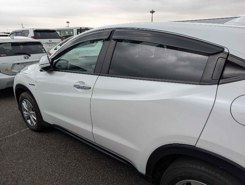  31243  HONDA VEZEL  2018  