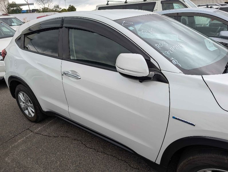  31243  HONDA VEZEL  2018  