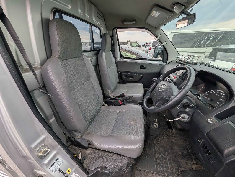  31245  TOYOTA TOWNACE  2018  