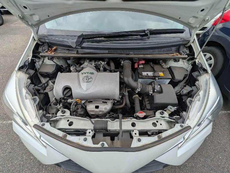  31246  TOYOTA VITZ  2017  